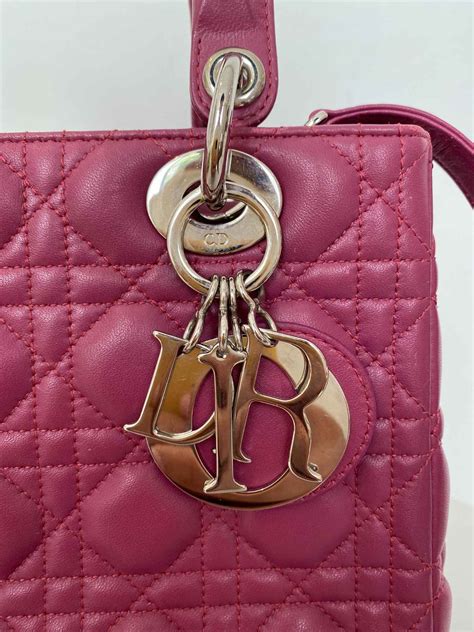 cover dior rosa